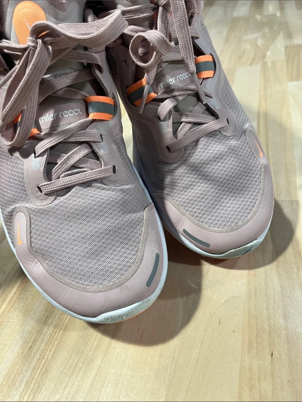 Nike Pink Peach and Orange Running Sneakers react miler women’s 11 dusty pink